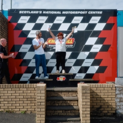 nosvamosdemadre_edimburgo_antena3-5